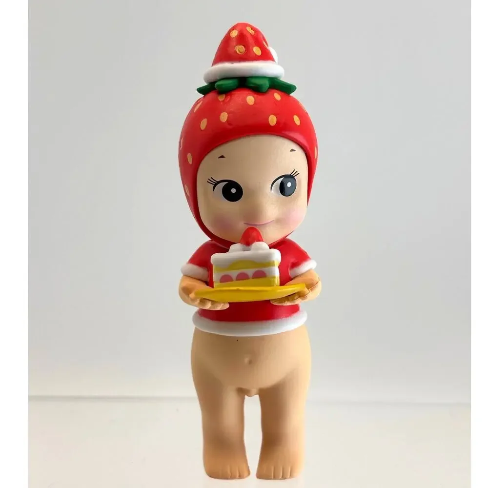 New Kewpie/Angel Mini Figure in Christmas Strawberry Costume, Open Blind Box